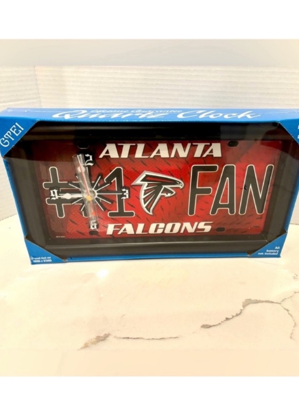 Vintage 2001 SEALED NFL Atlanta Falcons #1 FAN Clock Quartz Red Black Wall Table